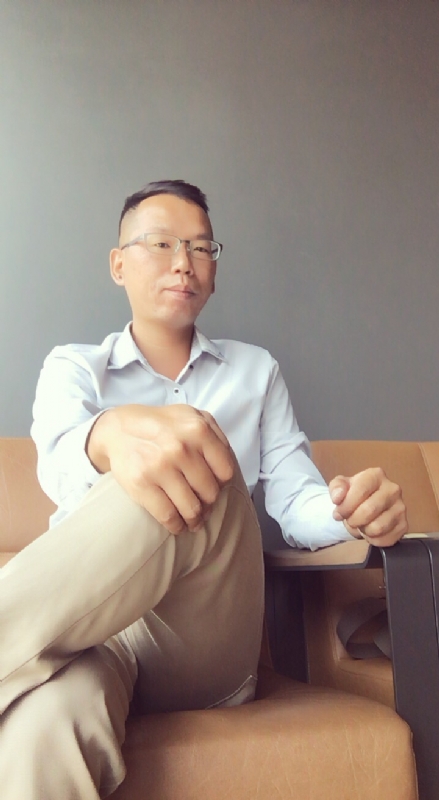LI的第一张照片--岳阳相亲服务中心