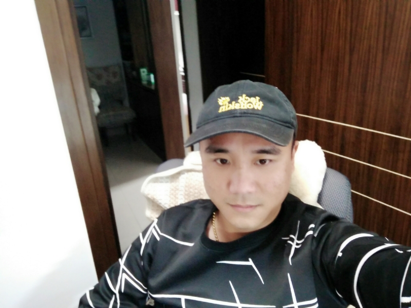 坚持我爱的第一张照片--岳阳相亲服务中心