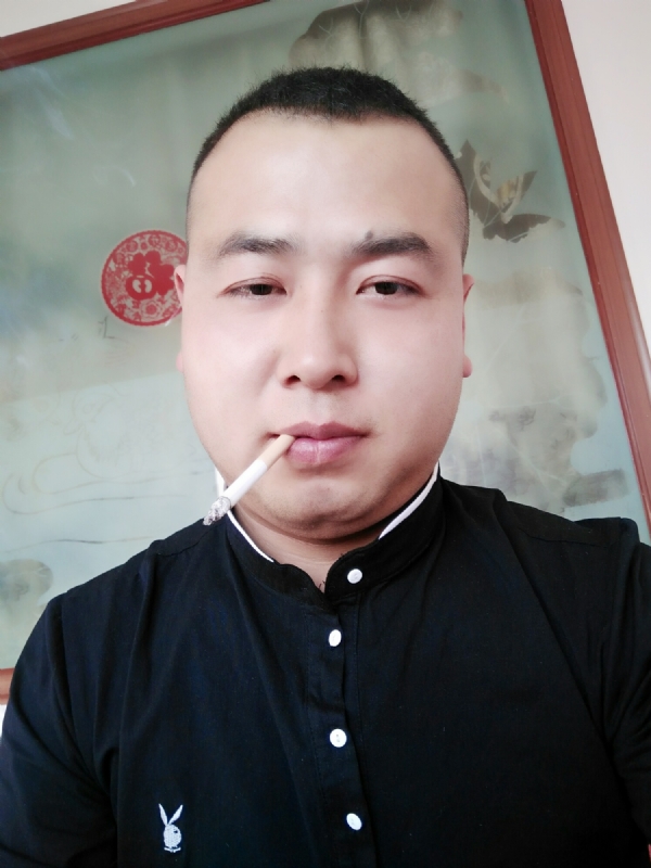 贰爺的第一张照片--岳阳相亲服务中心