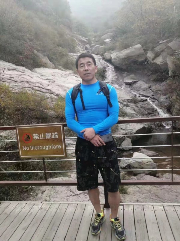 四季阳光的第一张照片--岳阳相亲服务中心