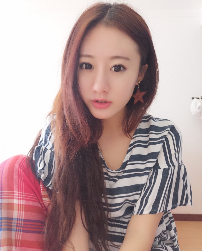 妮妮的第二张照片--岳阳相亲服务中心