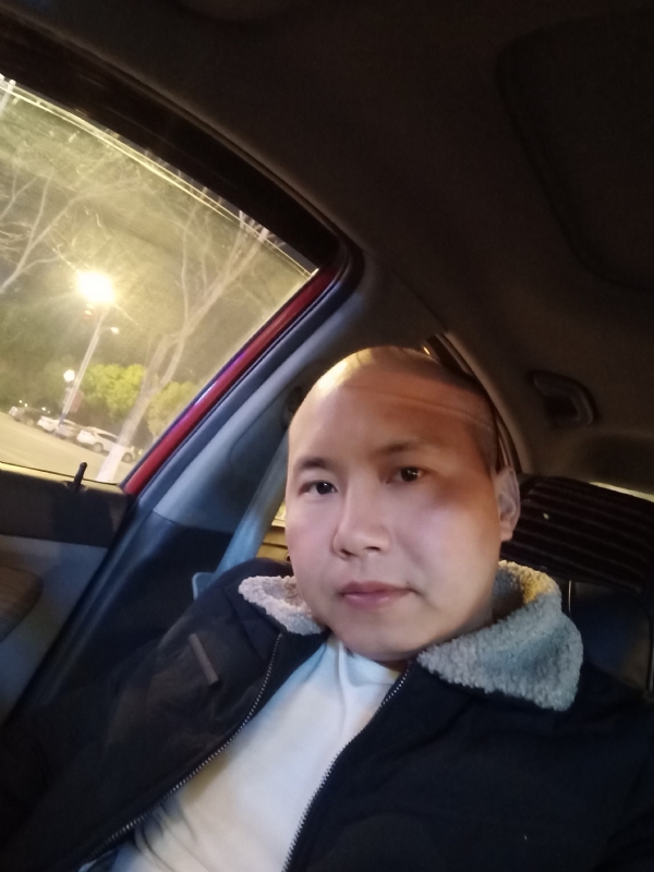平平淡淡的第二张照片--岳阳相亲服务中心