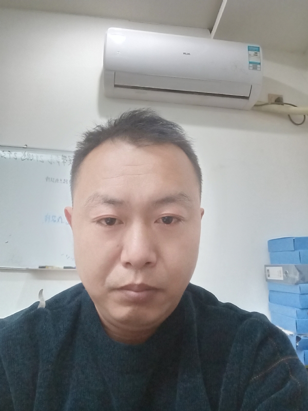 寻找另一半的第二张照片--岳阳相亲服务中心