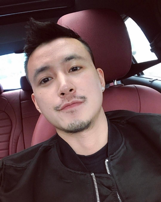 隆刘的第一张照片--岳阳相亲服务中心