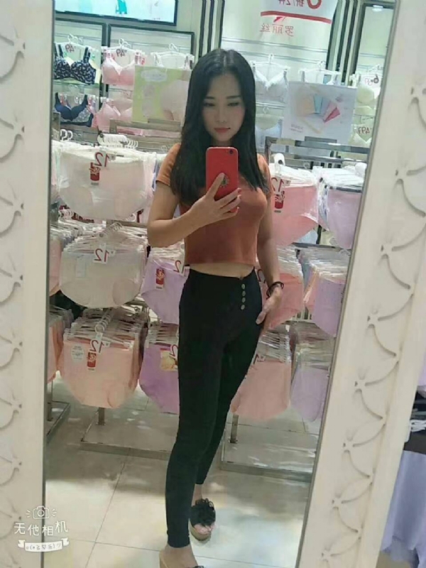 小可爱的第一张照片--岳阳相亲服务中心