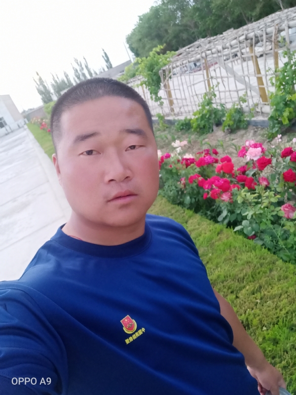 奋斗中的青春最美丽的第一张照片--岳阳相亲服务中心