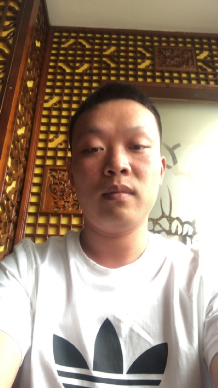唐子龙的第二张照片--岳阳相亲服务中心