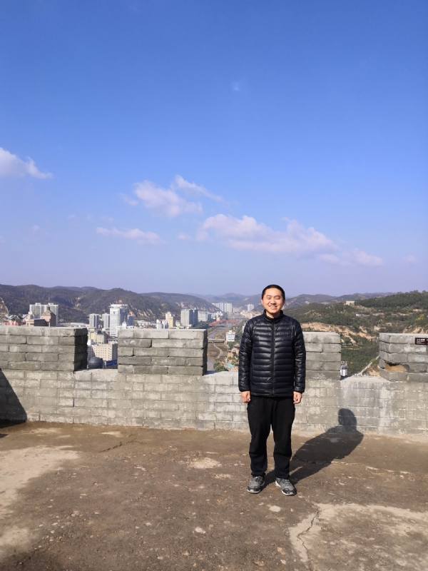 人间不值得的第一张照片--岳阳相亲服务中心