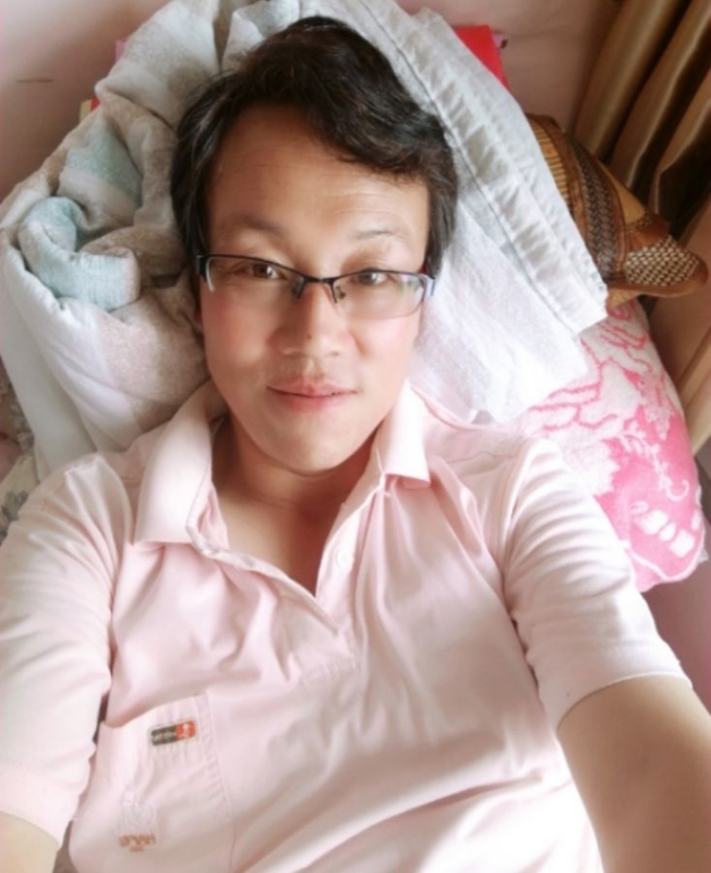 一吻天荒的第一张照片--岳阳相亲服务中心