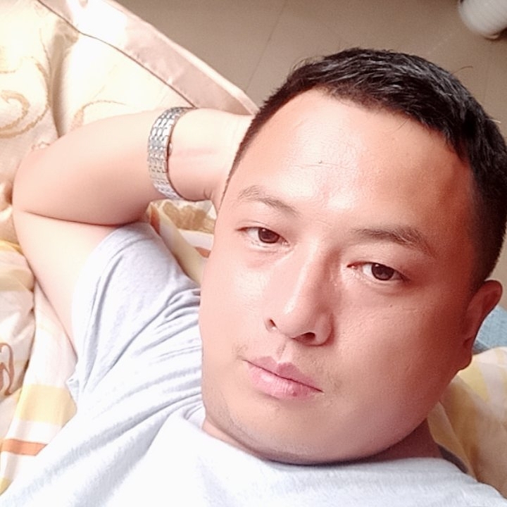 忘世情的第一张照片--岳阳相亲服务中心