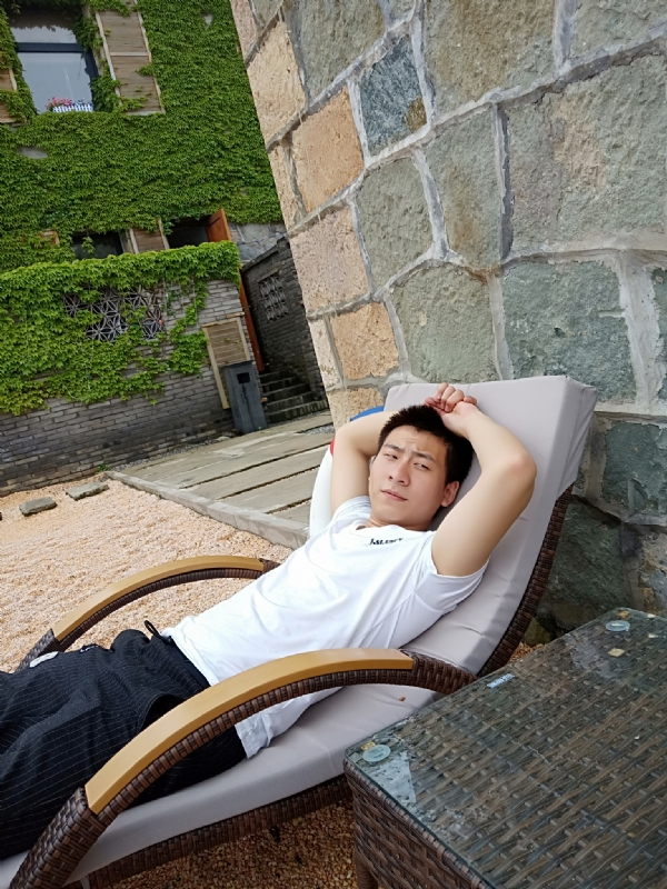 真心寻找另一半的第一张照片--岳阳相亲服务中心