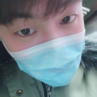 大学生的第一张照片--岳阳相亲服务中心