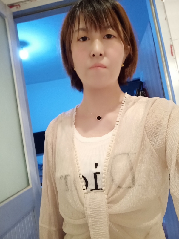 芬儿的第四张照片--岳阳相亲服务中心