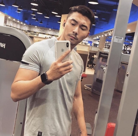 Larryyy的第一张照片--岳阳相亲服务中心