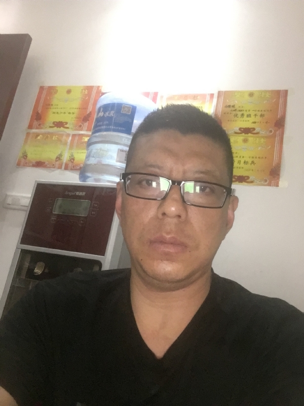 牵手的第二张照片--岳阳相亲服务中心