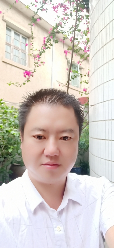 陈欢翔的第一张照片--岳阳相亲服务中心