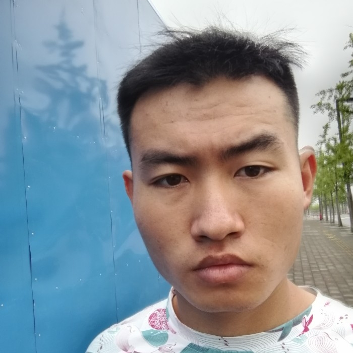 爱一个哦的第一张照片--岳阳相亲服务中心