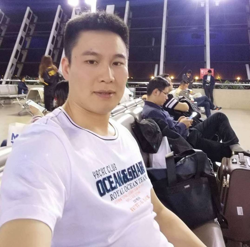 阳光灿烂的第一张照片--岳阳相亲服务中心