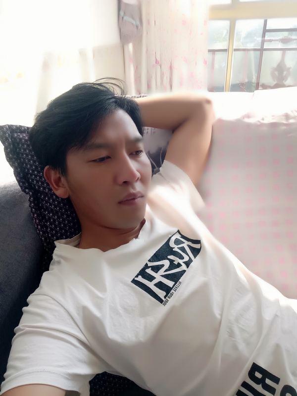 大通的第一张照片--岳阳相亲服务中心