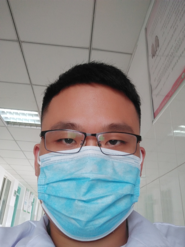 风轻云淡的第一张照片--岳阳相亲服务中心