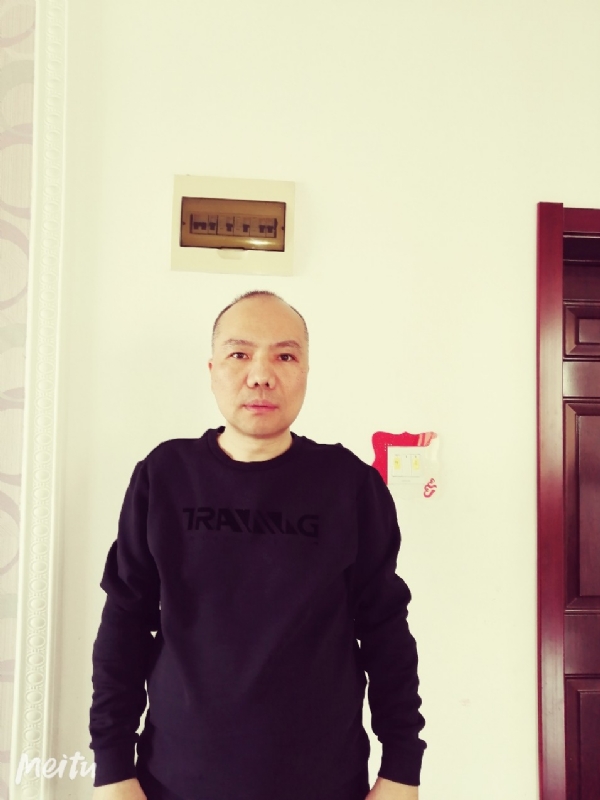 酒香四溢的第一张照片--岳阳相亲服务中心