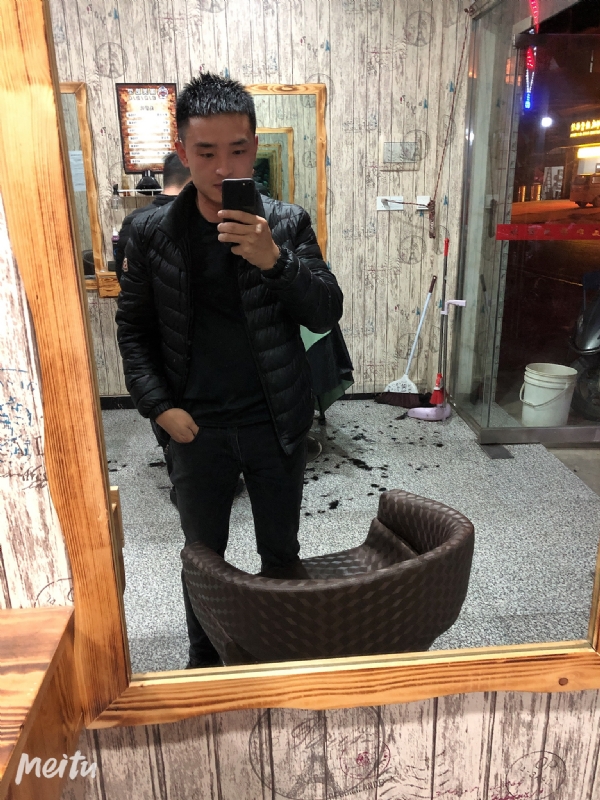 知足常乐的第三张照片--岳阳相亲服务中心