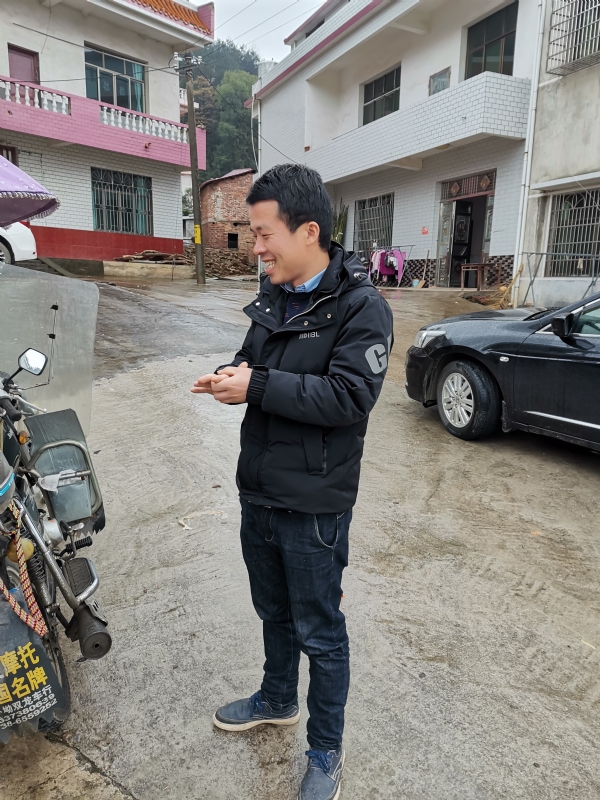 幸运遇见你的第一张照片--岳阳相亲服务中心