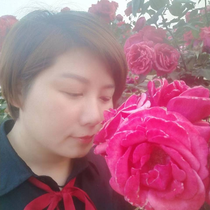 潇潇雨歌的第一张照片--岳阳相亲服务中心