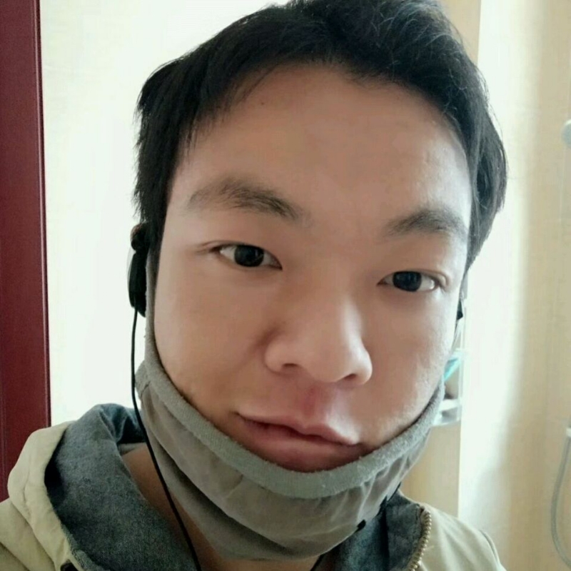 泡沫哭泣的第一张照片--岳阳相亲服务中心