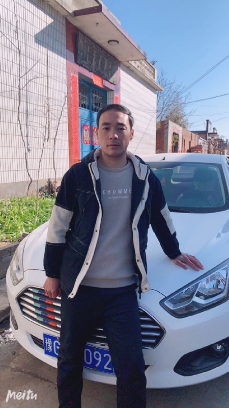 一片云的第一张照片--岳阳相亲服务中心