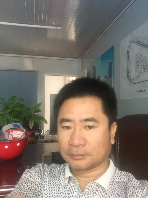 一步之遥的第一张照片--岳阳相亲服务中心