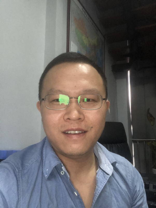 小吴的第一张照片--岳阳相亲服务中心