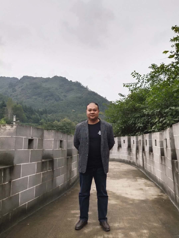 玉竹的第一张照片--岳阳相亲服务中心