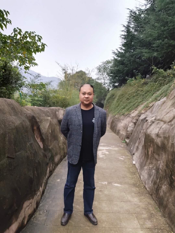 玉竹的第三张照片--岳阳相亲服务中心