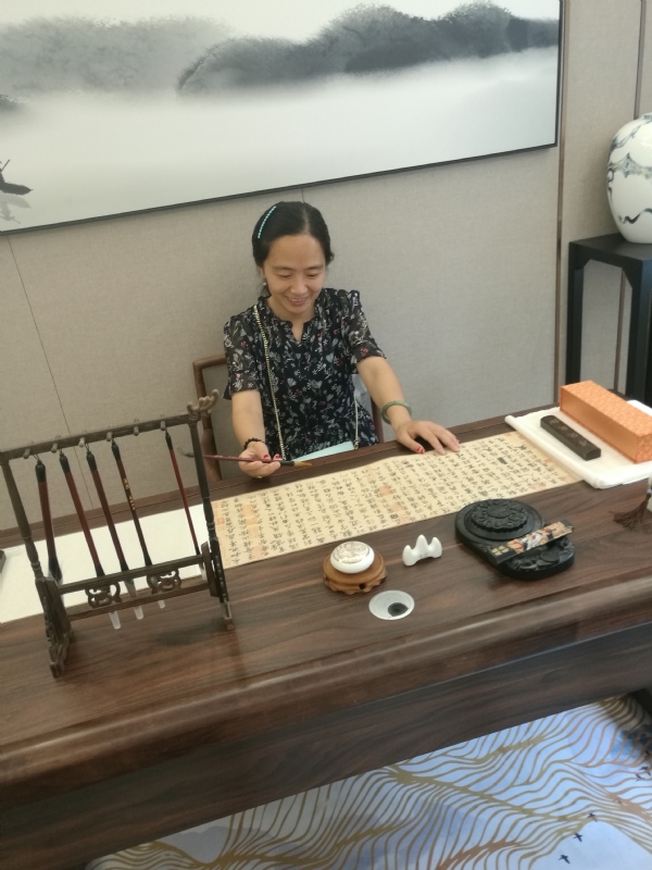 anna的第一张照片--岳阳相亲服务中心