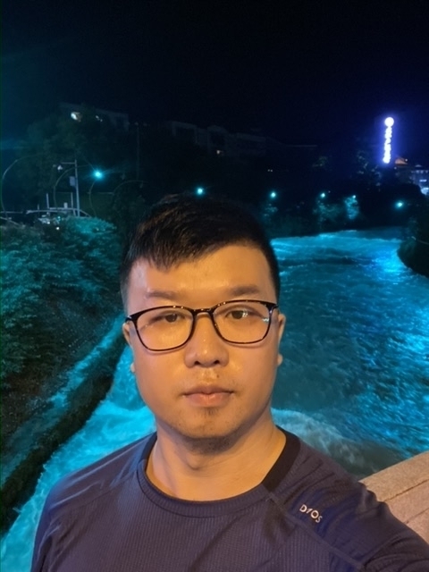 你在哪里的第一张照片--岳阳相亲服务中心