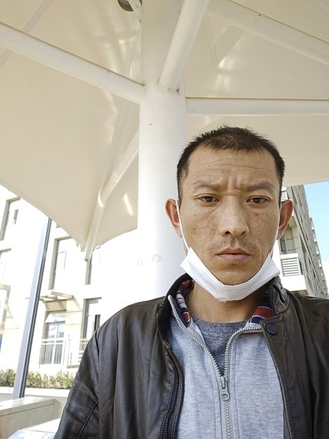 孤狼的第一张照片--岳阳相亲服务中心