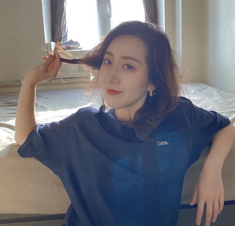 李雯雪的第三张照片--岳阳相亲服务中心