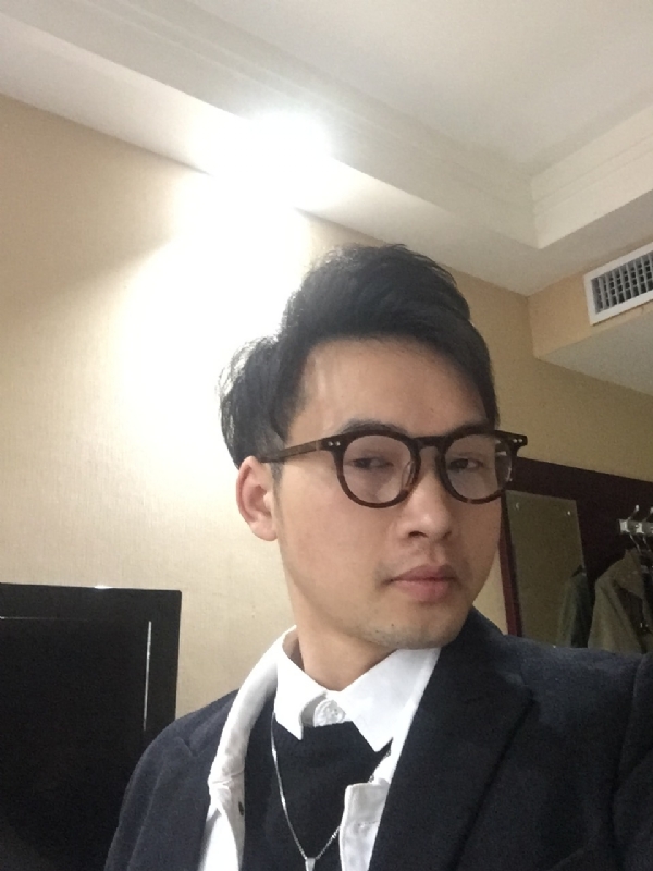 曾亮的第二张照片--岳阳相亲服务中心