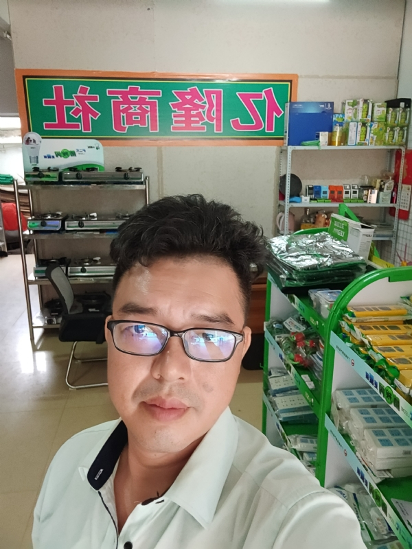 亿隆的第一张照片--岳阳相亲服务中心