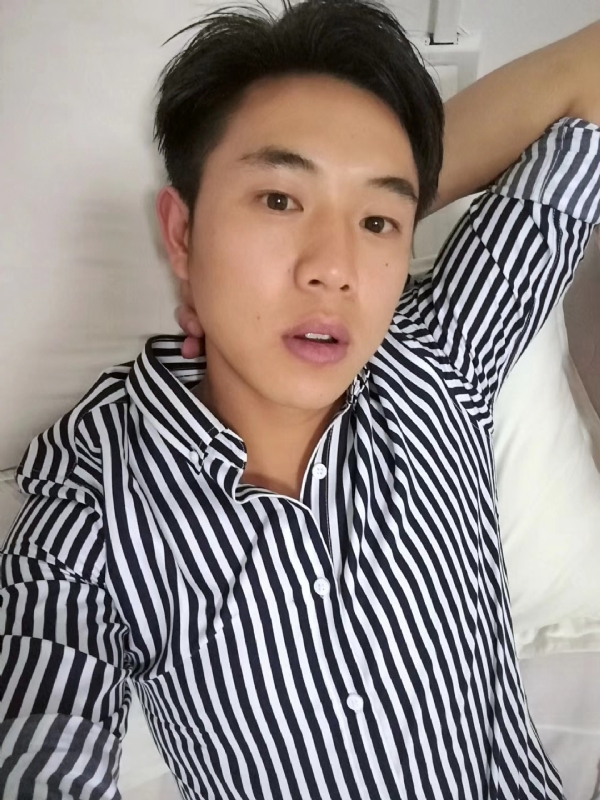 小雷的第二张照片--岳阳相亲服务中心