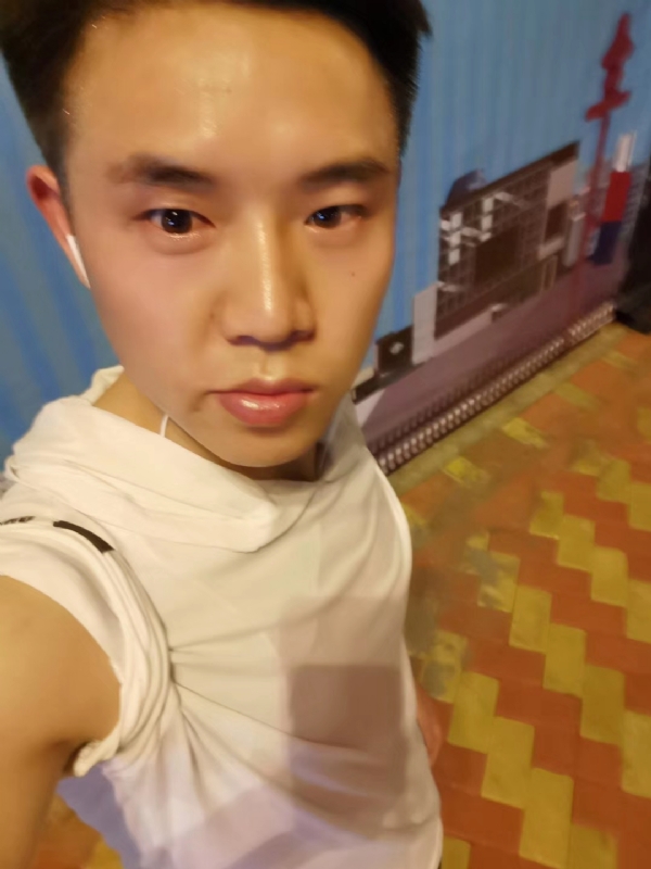 小雷的第三张照片--岳阳相亲服务中心