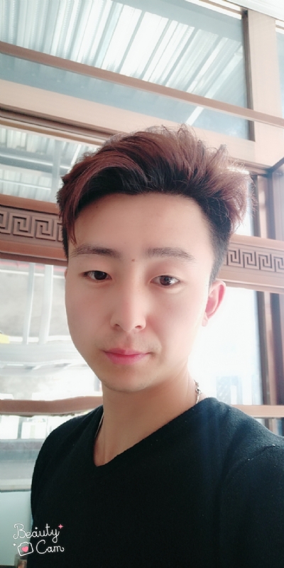 拼命微笑的第二张照片--岳阳相亲服务中心