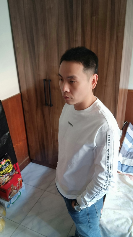 没有蜡笔的小航的第一张照片--岳阳相亲服务中心