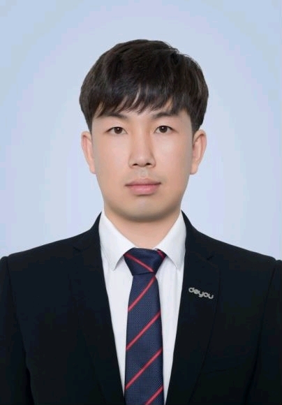 终究被人海淹没的第二张照片--岳阳相亲服务中心