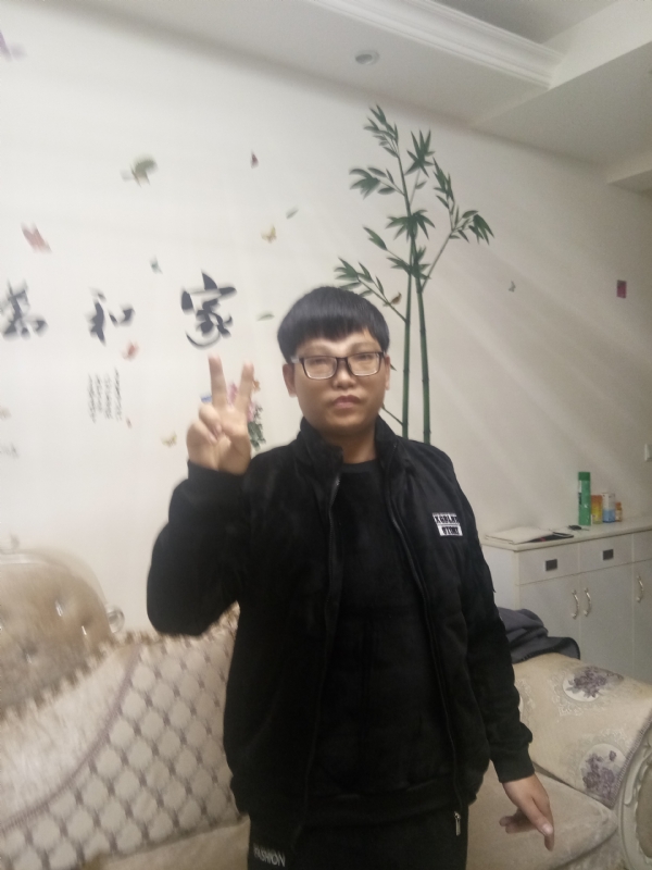 光头强的第一张照片--岳阳相亲服务中心