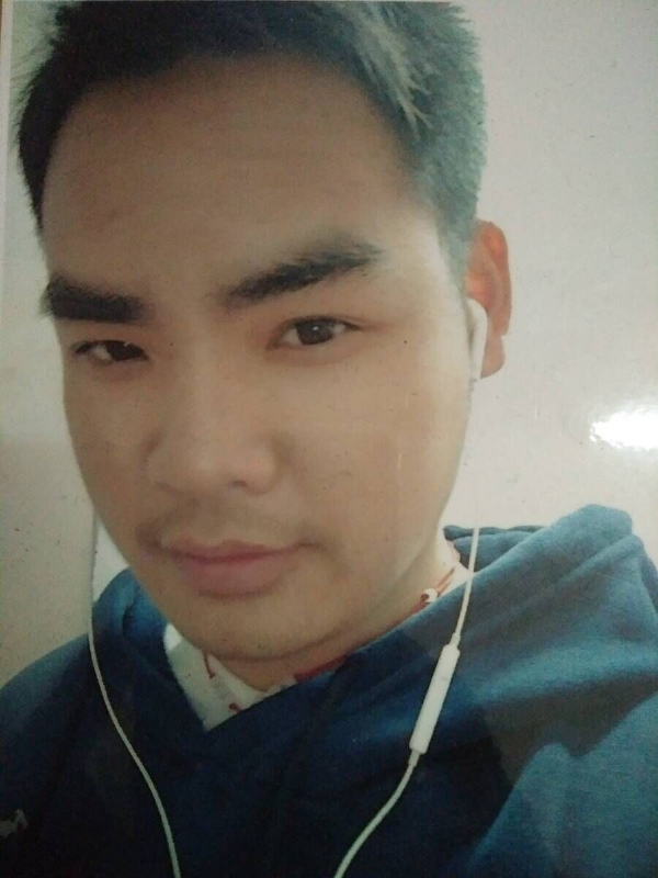 渴望爱的第一张照片--岳阳相亲服务中心