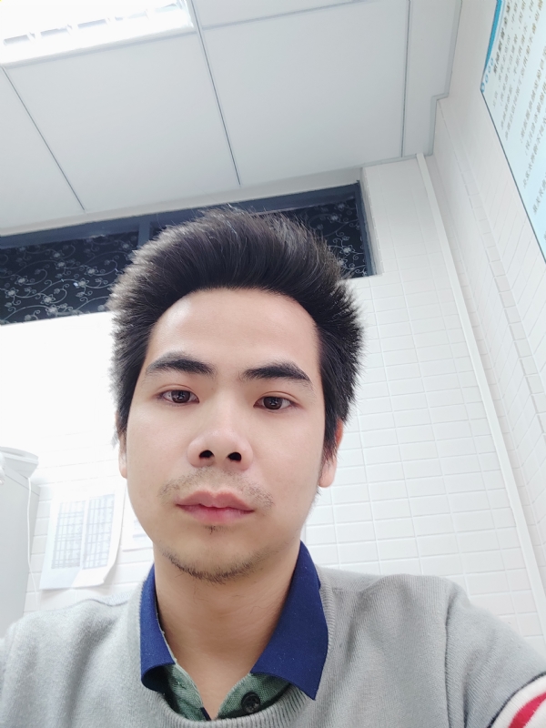 蓝先生的第一张照片--岳阳相亲服务中心