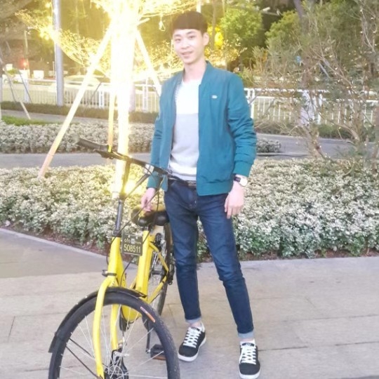 李伟的第一张照片--岳阳相亲服务中心
