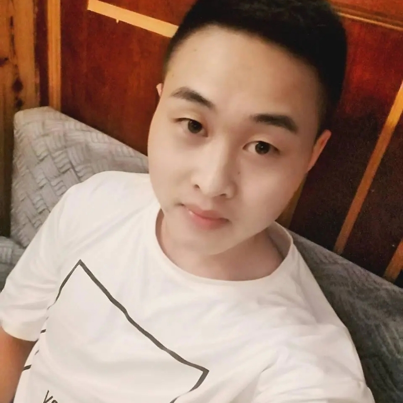 娃娃脸小爸爸的第一张照片--岳阳相亲服务中心